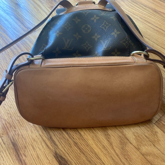 Louis Vuitton backpack - Picture 2 of 8